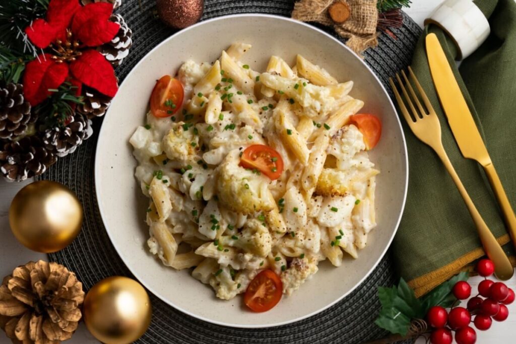 Macarrão com bacalhau cremoso (Foto: Lecker Studio/Shutterstock)