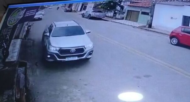 Vídeo: guarda municipal de Caxias é morto a tiros durante assalto, em São Luís