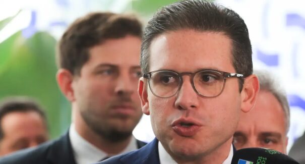 Motta procura Dino após STF barrar emendas retroativas