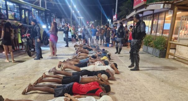 Suspeitos de arrastão e roubo de celulares são presos na Avenida Litorânea, em São Luís