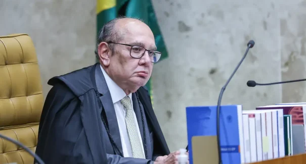 Gilmar Mendes rejeita pedido de prisão domiciliar para Bolsonaro