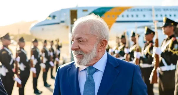 Lula fará cirurgia de catarata no olho esquerdo nesta sexta (30)