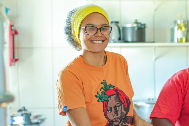 De acordo com estudo da FGV, renda gerada pelo trabalho impulsionou a mudança das classes sociais (Foto: Estevam Costa/PR)