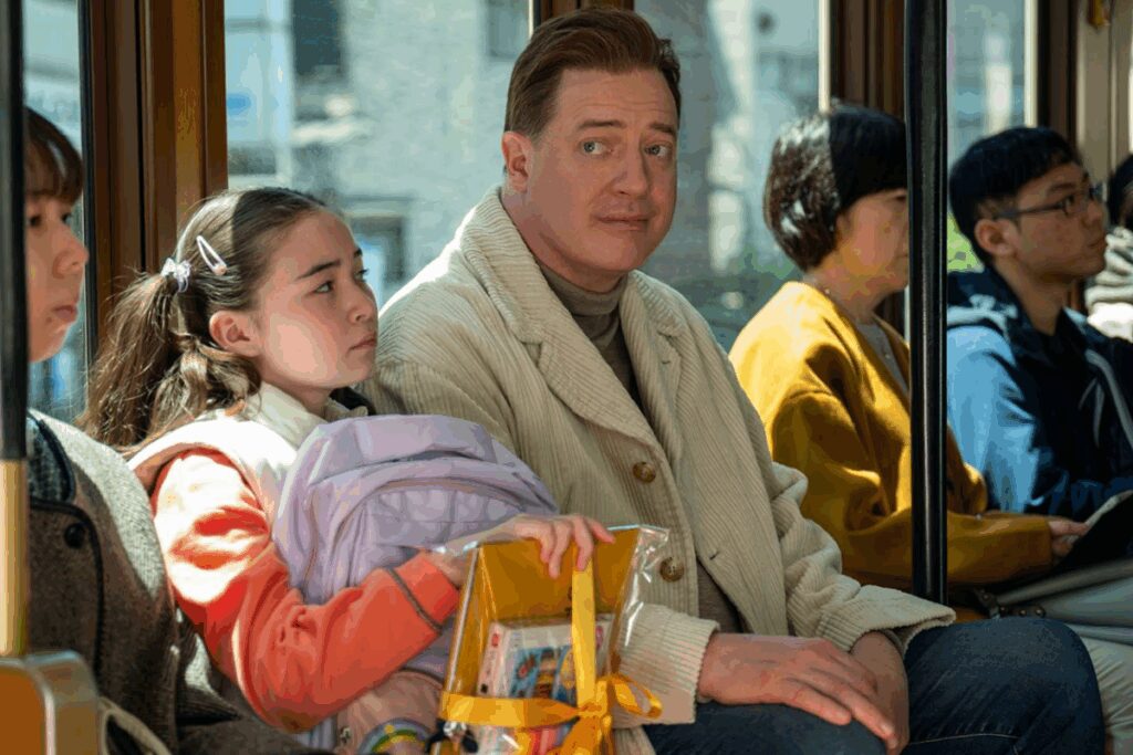 “Família de Aluguel” mostra a jornada de um ator que encontra novos sentidos para sua vida ao interpretar familiares para desconhecidos no Japão (Imagem: Reprodução digital | Disney Pictures)