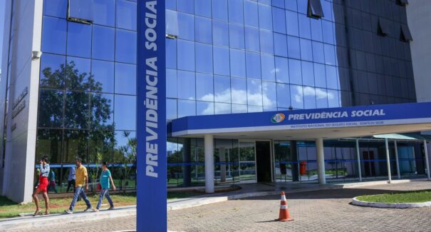 Governo prorroga até março prazo para pedido de ressarcimento do INSS