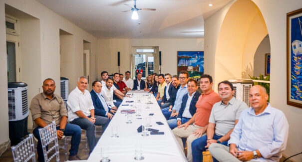 Mais de 10 partidos declaram apoio a Orleans Brandão como pré-candidato a governador
