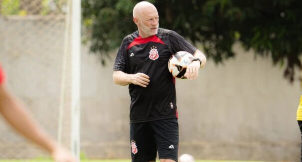 Sílvio Criciúma é o quarto técnico demitido no Campeonato Estadual