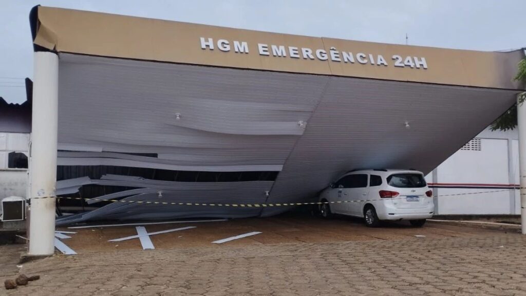 Temporal em Codó: Fachada de hospital desaba e povoados ficam isolados após forte tempestade