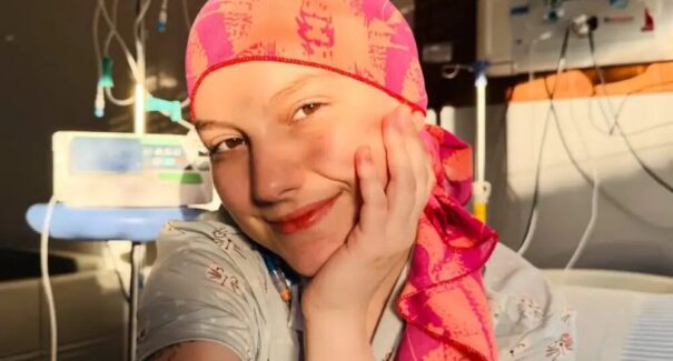 Morre aos 19 anos a influenciadora Isabel Veloso