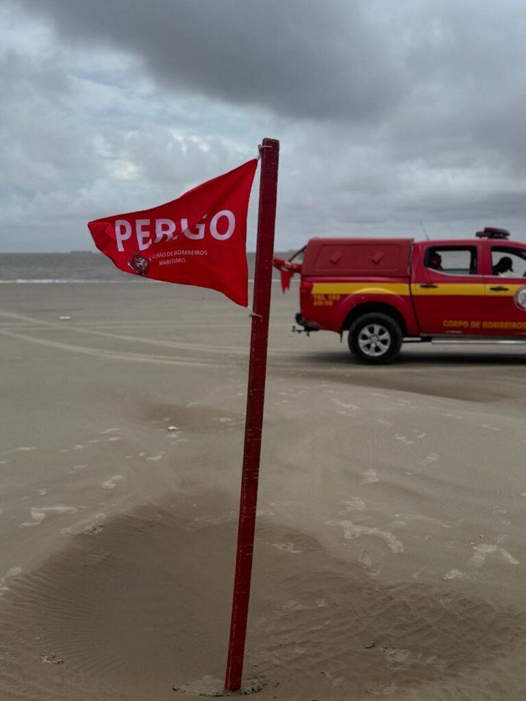 Operações seguem reforçadas em praias, rios e balneários (Foto: Divulgação)