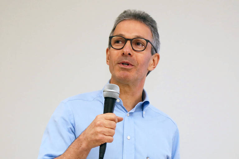PL estuda Romeu Zema como vice de Flávio Bolsonaro para 2026