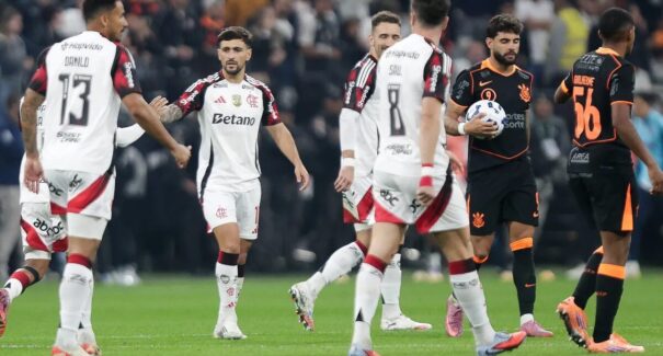 Flamengo e Corinthians decidem o título da Supercopa do Brasil em duelo de gigantes no Mané Garrincha