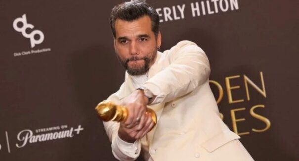 “Traumas” e “valores”: o agradecimento de Wagner Moura no Globo de Ouro