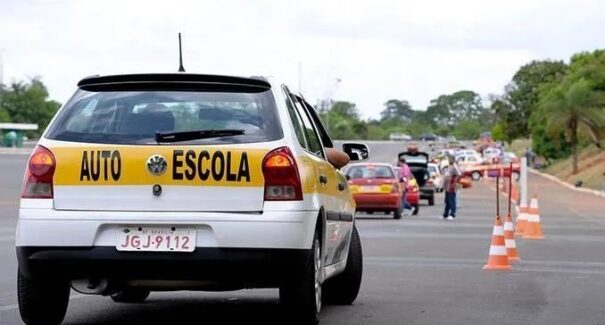 Quatro estados aprovam fim da baliza para tirar CNH