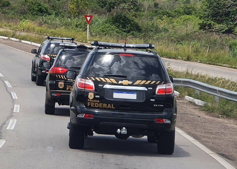 Operação conjunta combate extração ilegal de madeira em terras indígenas no Maranhão