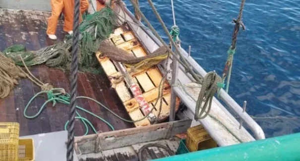 Fragmento de barco com maranhenses é encontrado no RJ e reacende apelo por buscas