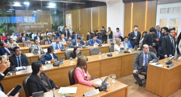 Câmara de São Luís aprova orçamento de R$ 6 bilhões para 2026 e impõe limites a Braide