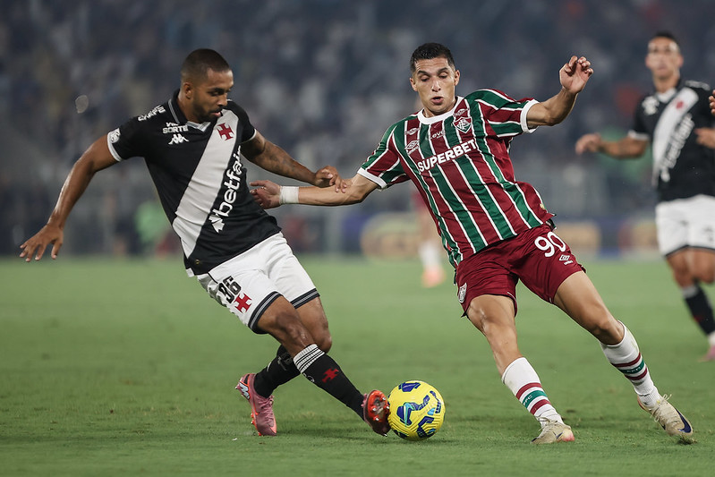 Vasco e Fluminense abrem semifinal do Carioca sob cenários opostos e histórico recente equilibrado