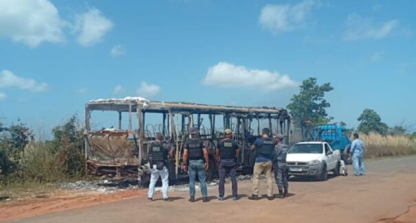 Homem é preso por suspeita de incendiar ônibus na zona rural de São Luís