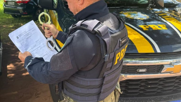 Dois foragidos por crimes contra a mulher são presos em rodovias do Maranhão