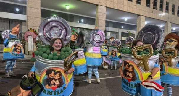 Rio de Janeiro: sátira carnavalesca vira embate entre governo e oposição nas redes sociais