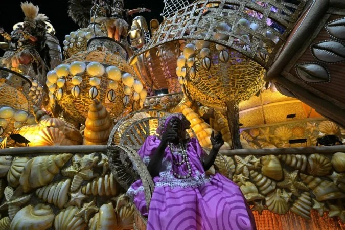 Mocidade Alegre é campeã do Carnaval de São Paulo (Foto: Nelson ALMEIDA/AFP)
