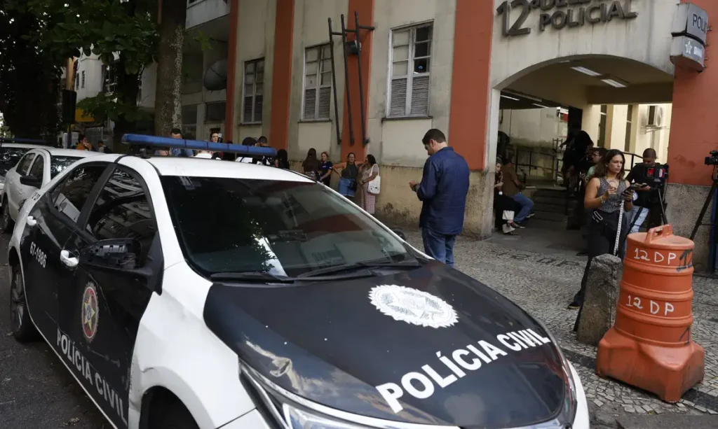 Terceiro suspeito de estupro coletivo no Rio de Janeiro se entrega à polícia