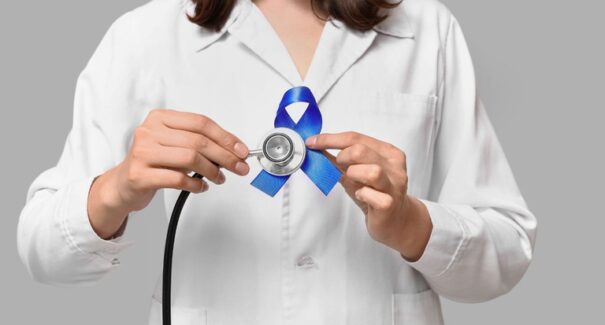 Combate ao câncer colorretal reforça importância da prevenção e do diagnóstico precoce