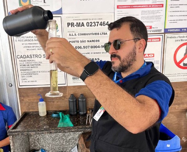 Procon/MA interdita bombas de combustíveis em posto de São Luís
(Foto: Divulgação)