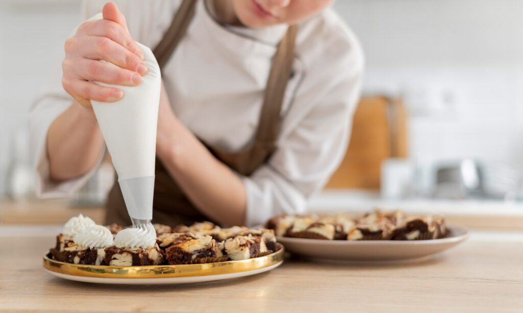 SENAI-MA oferece qualificação profissional gratuita em confeitaria (Foto: Freepik)
