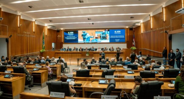 Sessão solene celebra marcos da Economia no Maranhão e homenageia profissionais
