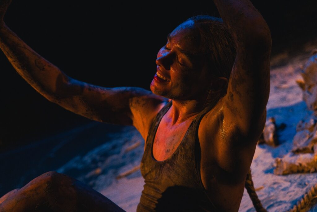 No dia 27 de março, às 20h, o Teatro Napoleão Ewerton recebe a apresentação única de “Argila” (Foto: Divulgação)