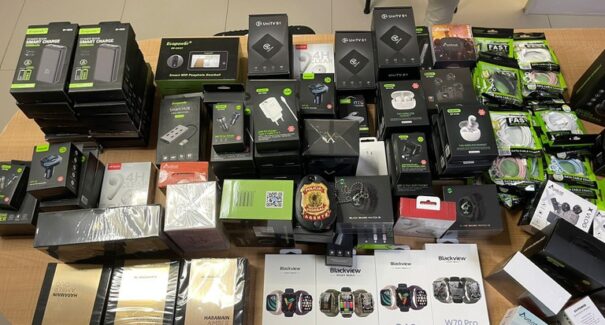 Fiscalização no Aeroporto de São Luís apreende medicamentos e eletrônicos irregulares