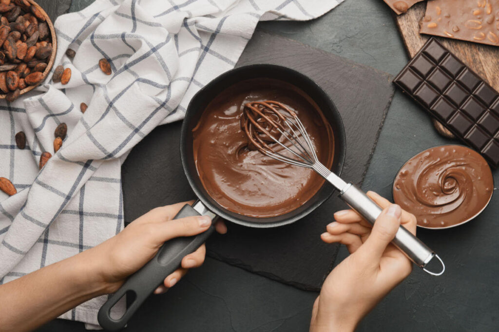 Faça em casa doces de travessa para a Páscoa (Imagem: Pixel-Shot | Shutterstock)
