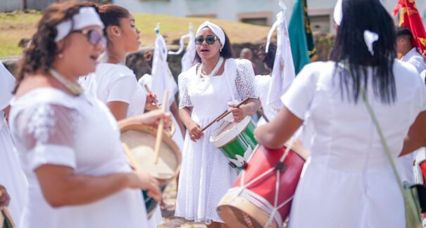 Caixeiras do Divino de Alcântara se apresentam no CCVM nesta quinta-feira (19)