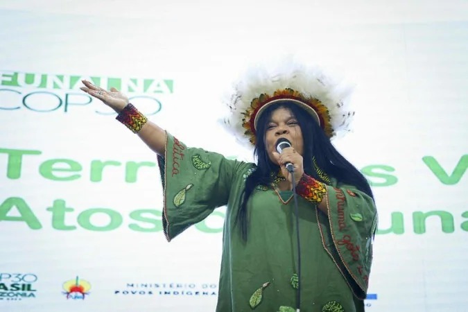 Sônia Guajajara já recebeu atendimento, mas permanece internada sob observação médica - (Foto: Ueslei Marcelino/COP30)
