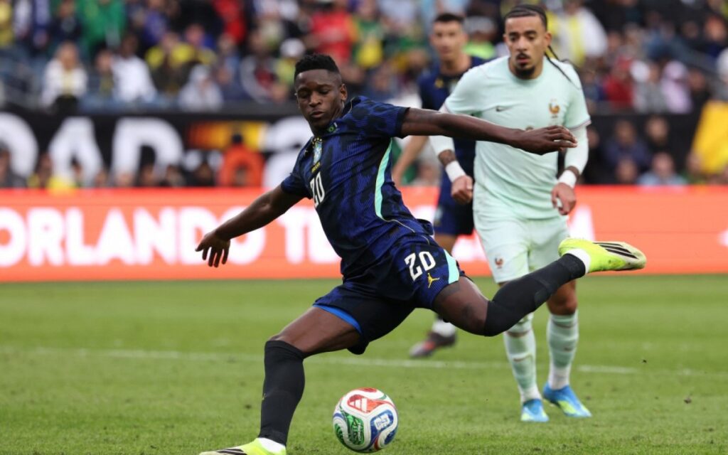 Luiz Henrique em amistoso da Seleção Brasileira contra a França (Foto: Franck Fife/AFP)
