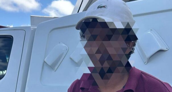 Homem investigado por mais de 30 homicídios é preso em shopping de Caxias