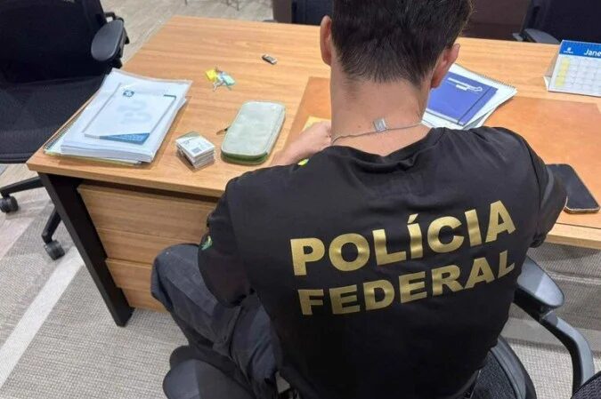 A operação foi autorizada pela Justiça e tem como objetivo desarticular o grupo suspeito de negociar vantagens indevidas - (crédito: Divulgação/Polícia Federal)
