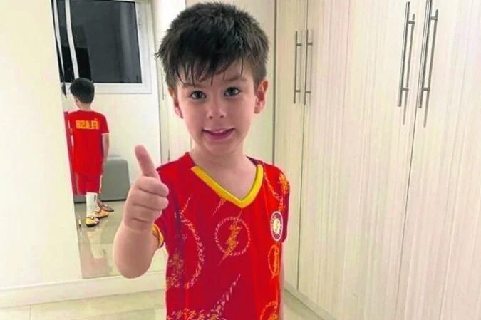 Henry, de 4 anos, morreu em 2021 com múltiplas lesões; investigações apontaram agressões atribuídas a Jairinho, então padrasto, e omissão da mãe - (Credito:Reprodução/Rede Sociais)  