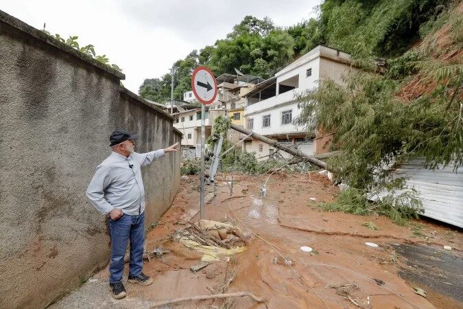 Em Minas, Lula diz que repetirá modelo de reconstrução do RS