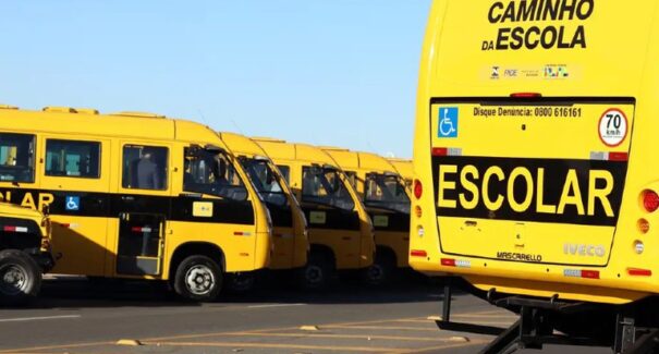 MPF cobra recuperação de ônibus escolares parados em Alcântara