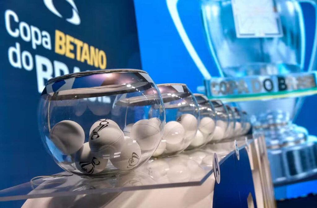 Bolinhas vão definir os duelos do mata-mata nacional (Foto: Staff Images /CBF)
