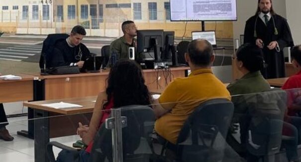 Justiça de Viana realiza três júris e condena réus por homicídio