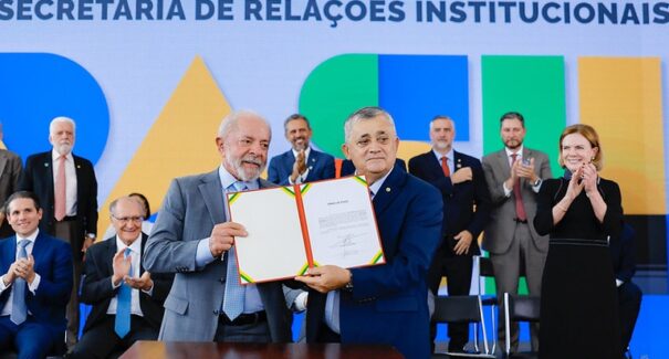 Guimarães assume Secretaria de Relações Institucionais e reforça articulação com o Congresso