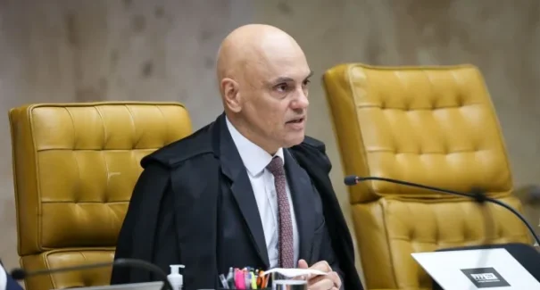 STF aguarda parecer da PGR sobre cirurgia de Jair Bolsonaro autorizada por Alexandre de Moraes