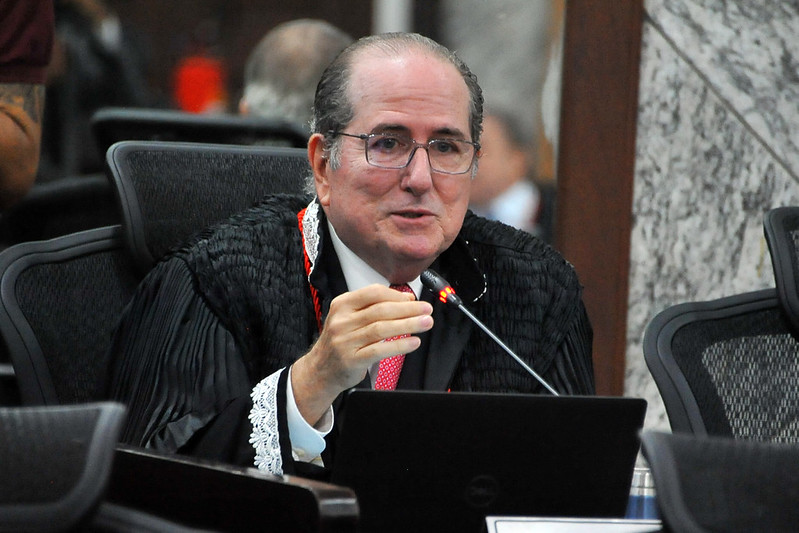 Ricardo Duailibe assume presidência do TJ-MA e declara novo foco