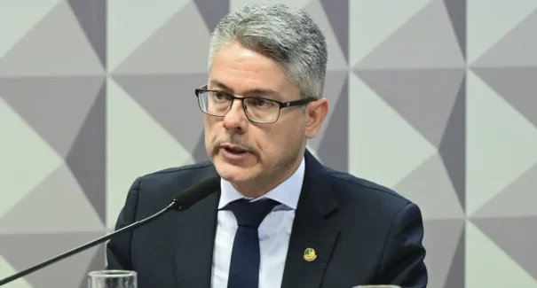 Relatório final da CPI do Crime Organizado expõe vínculos de facções com o sistema financeiro