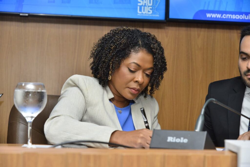 Esmênia Miranda toma posse como prefeita de São Luís (Foto: Divulgação)