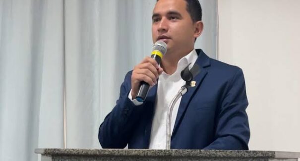 Vereador de Formosa da Serra Negra é preso com carro clonado e arma